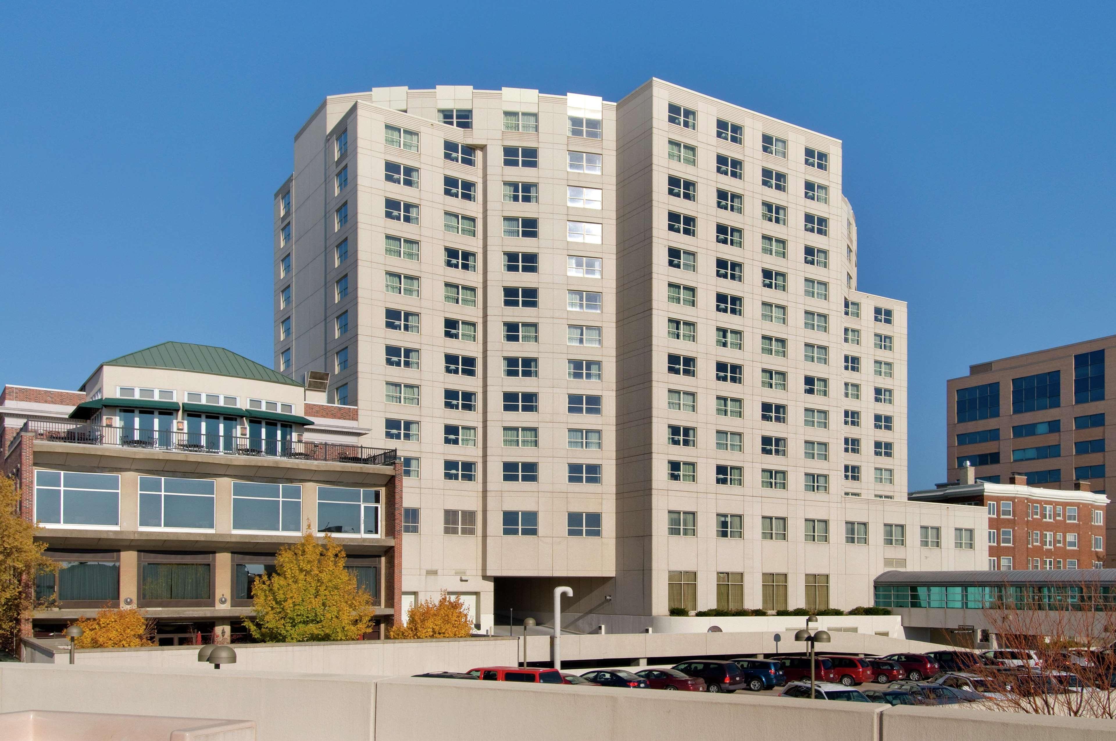 Hilton Madison Monona Terrace Hotel Buitenkant foto