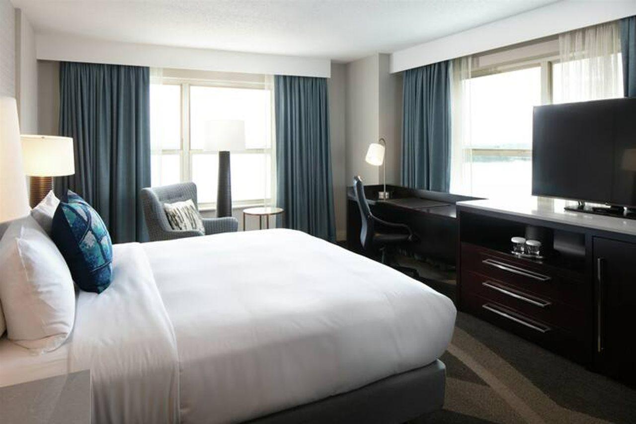 Hilton Madison Monona Terrace Hotel Buitenkant foto