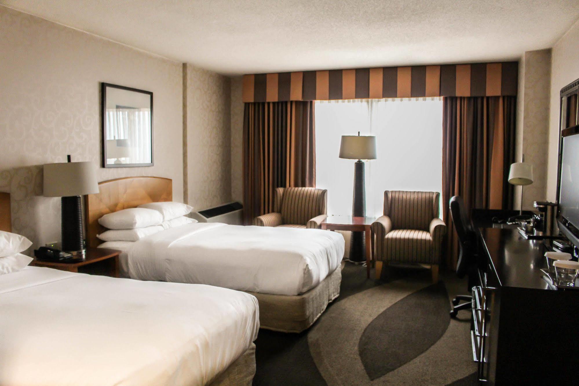 Hilton Madison Monona Terrace Hotel Buitenkant foto
